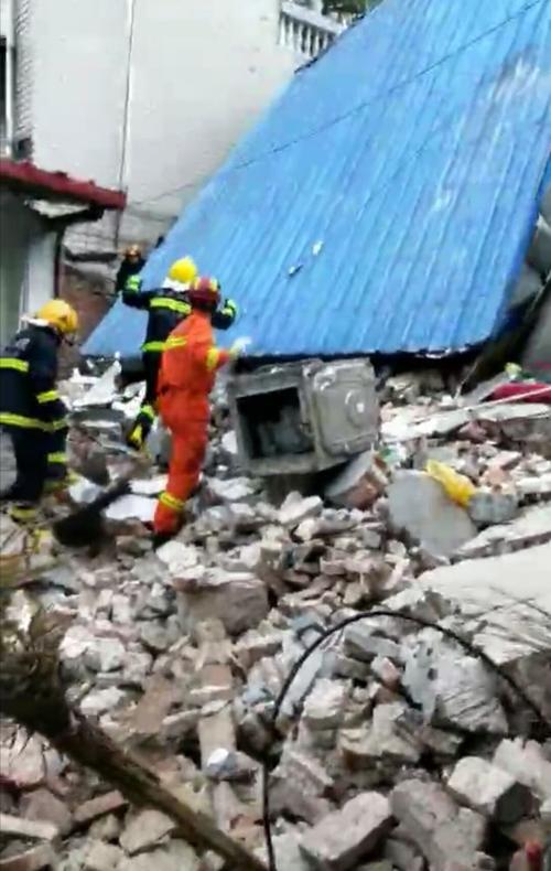 在建楼房倒塌致11死,在建楼房倒塌事件