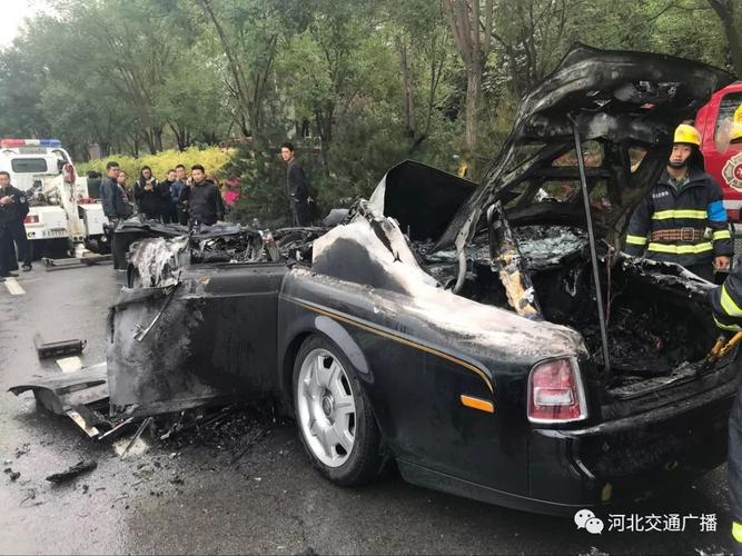考生爆燃中遇难不实,考生车祸今天最新消息